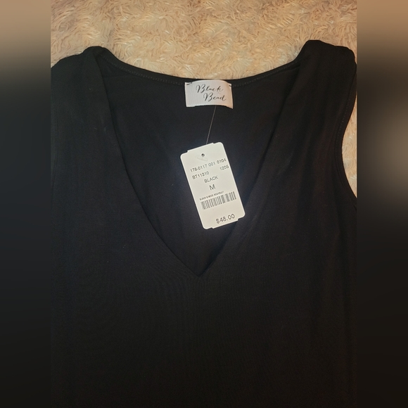 Mendocino Sleeveless Deep V-Neck Bodysuit, Size Medium - Picture 2 of 5